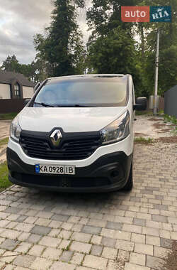 Минивэн Renault Trafic 2018 в 
