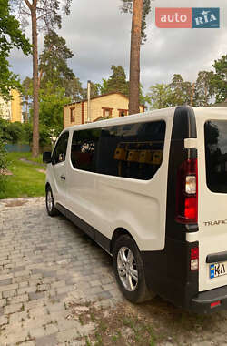 Минивэн Renault Trafic 2018 в 