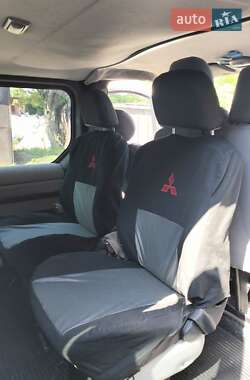 Минивэн Renault Trafic 2003 в 