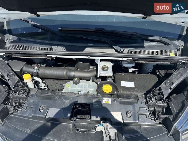 Грузовой фургон Renault Trafic 2021 в Ирпене
