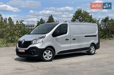 Вантажний фургон Renault Trafic 2017 в Дніпрі