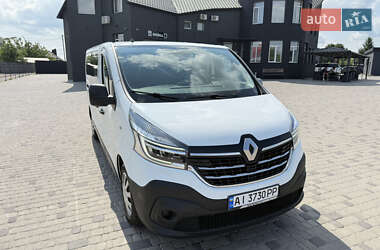 Минивэн Renault Trafic 2020 в 