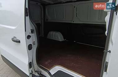 Грузовой фургон Renault Trafic 2021 в 