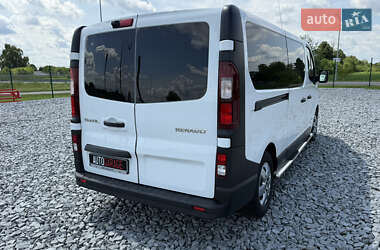 Минивэн Renault Trafic 2018 в 