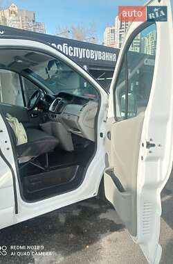 Мінівен Renault Trafic 2011 в 