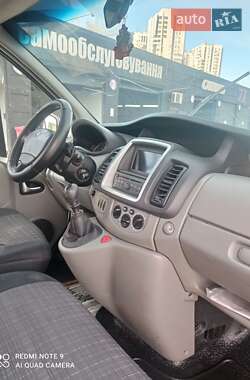 Мінівен Renault Trafic 2011 в 