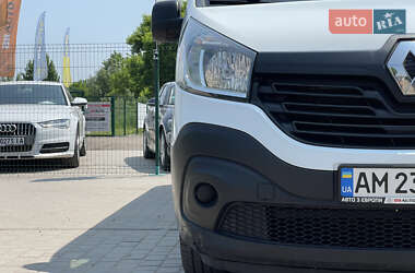 Грузовой фургон Renault Trafic 2016 в 