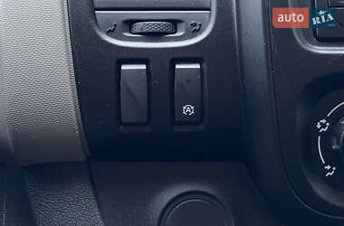 Грузовой фургон Renault Trafic 2016 в 
