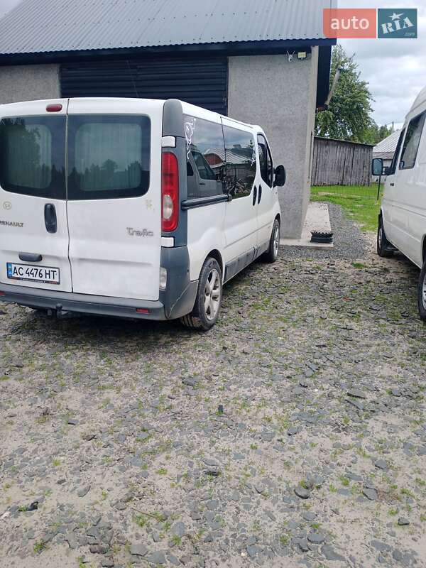 Минивэн Renault Trafic 2008 в Ратным