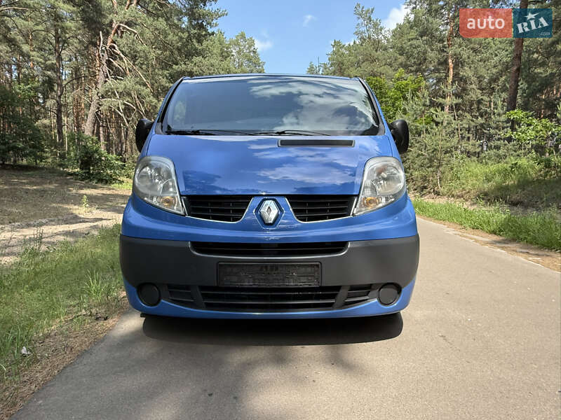 Минивэн Renault Trafic 2014 в Киеве