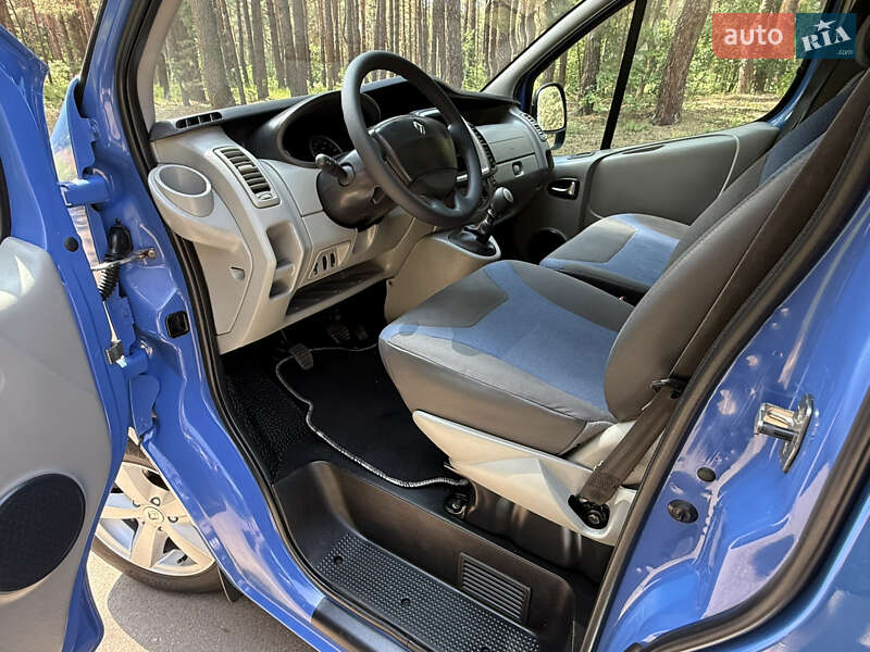 Минивэн Renault Trafic 2014 в Киеве