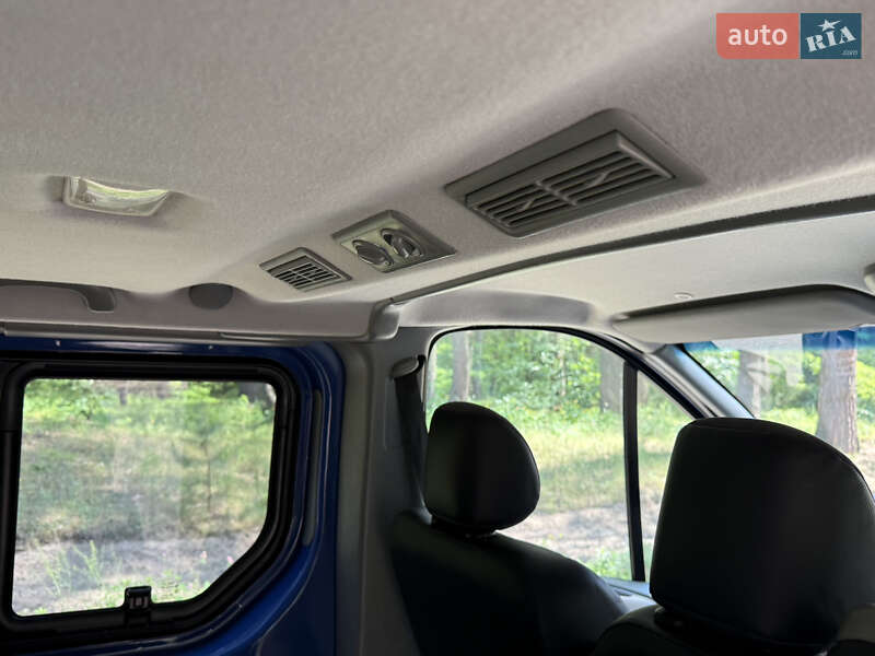 Минивэн Renault Trafic 2014 в Киеве