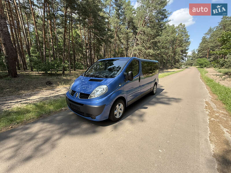 Минивэн Renault Trafic 2014 в Киеве