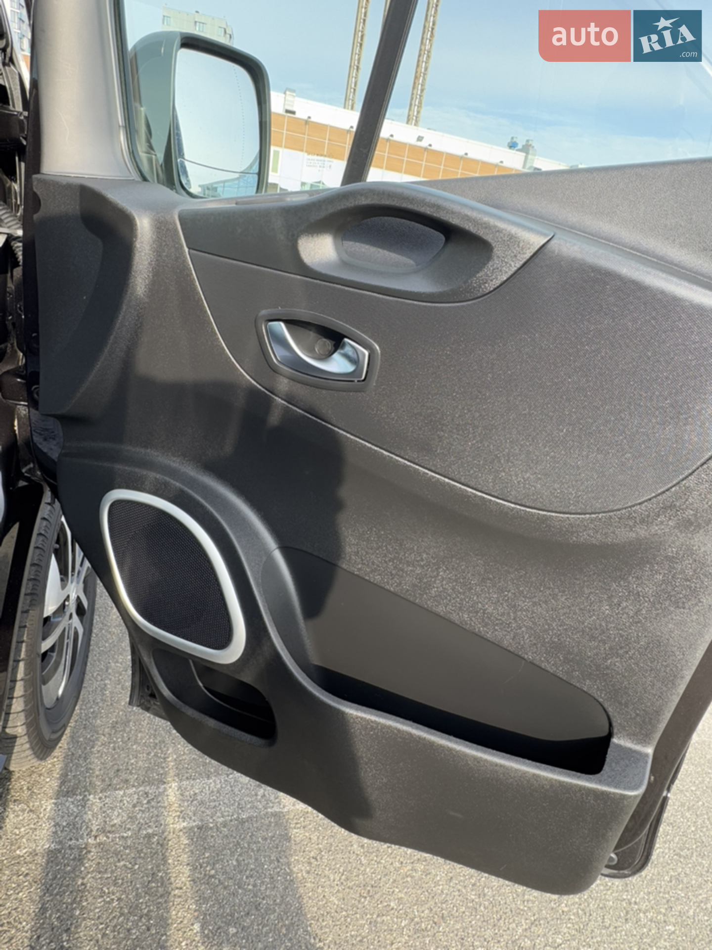 2019 Renault Trafic - мініатюра 38