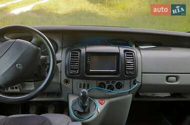 Минивэн Renault Trafic 2007 в 