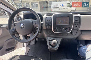 Грузовой фургон Renault Trafic 2017 в 