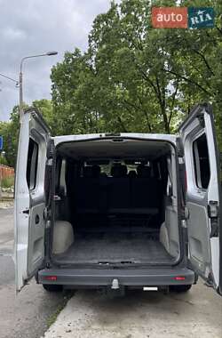Минивэн Renault Trafic 2013 в 