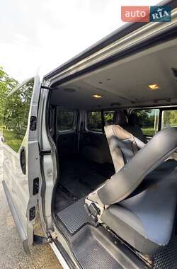 Минивэн Renault Trafic 2013 в 