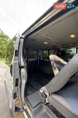 Минивэн Renault Trafic 2013 в 