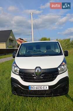 Грузовой фургон Renault Trafic 2016 в 
