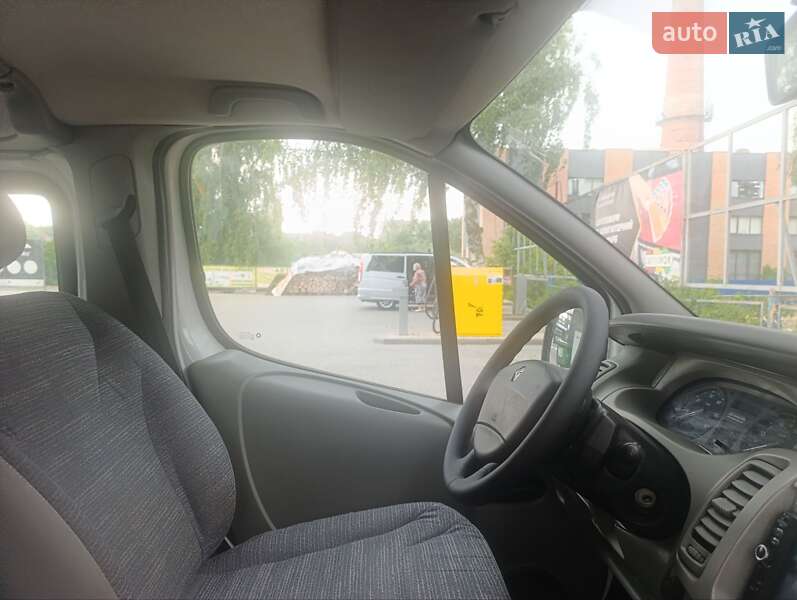 Минивэн Renault Trafic 2010 в Черновцах