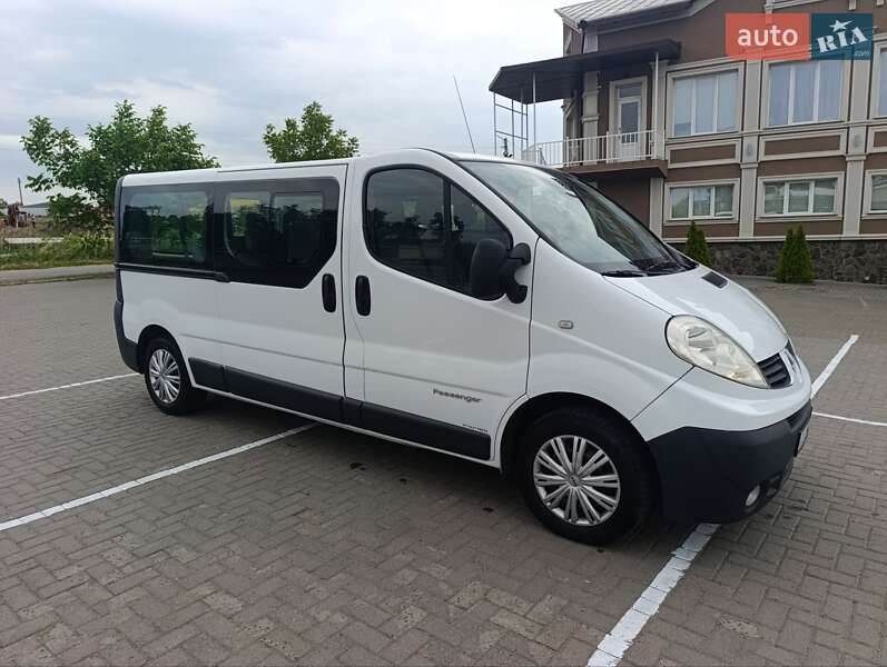 Минивэн Renault Trafic 2010 в Черновцах