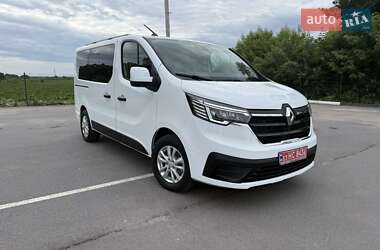 Минивэн Renault Trafic 2022 в 