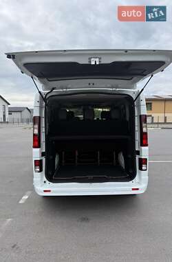 Минивэн Renault Trafic 2022 в 