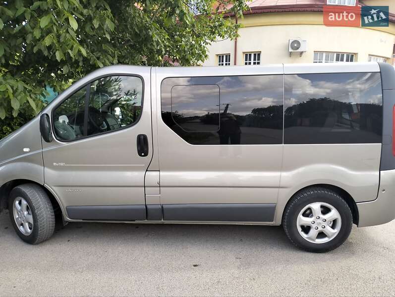 Renault Trafic 2011 Renault Trafic 2011