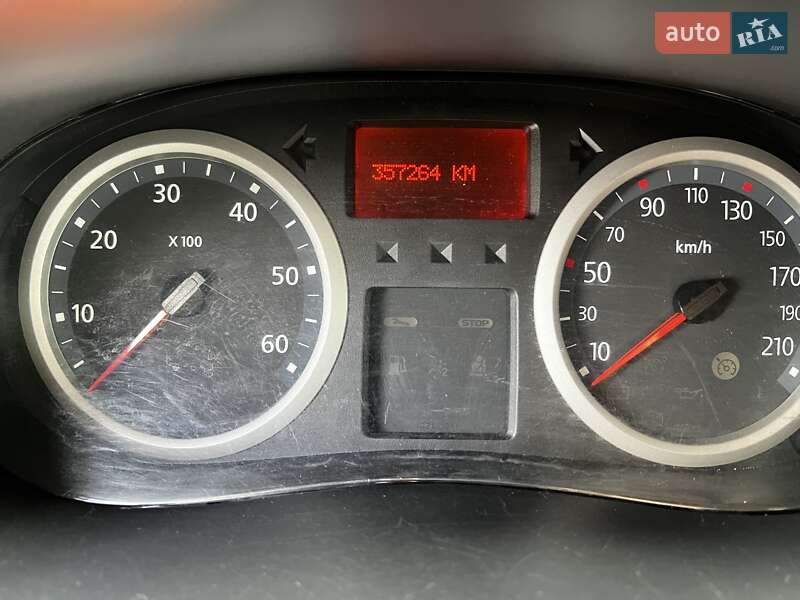 Мінівен Renault Trafic 2011 в Дніпрі фото 9 Мінівен Renault Trafic 2011 в Дніпрі