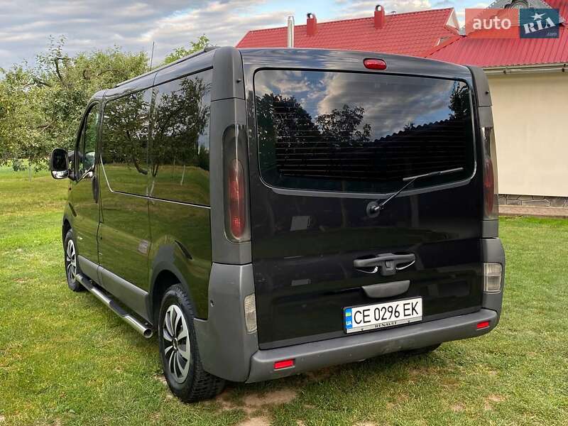 Мінівен Renault Trafic 2002 в Коломиї