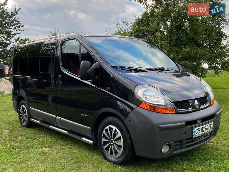 Мінівен Renault Trafic 2002 в Коломиї