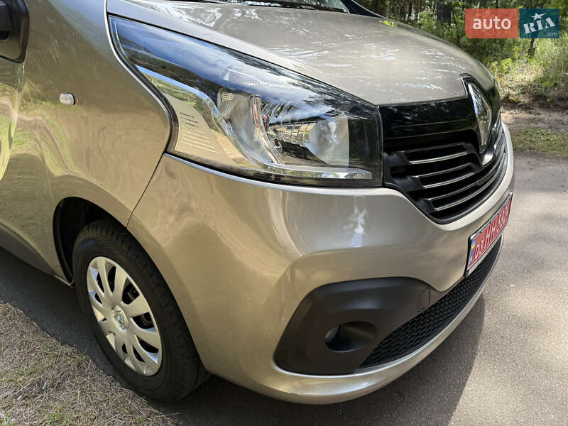 Минивэн Renault Trafic 2018 в Киеве