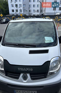 Вантажопасажирський фургон Renault Trafic 2014 в Харкові