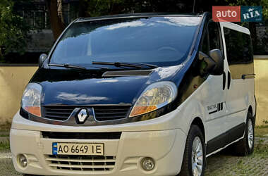 Мінівен Renault Trafic 2006 в Львові