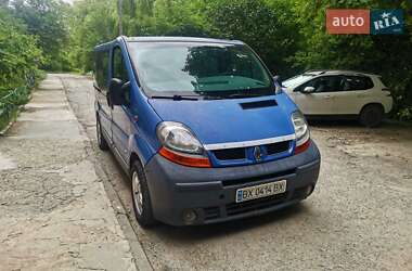 Минивэн Renault Trafic 2002 в Каменец-Подольском