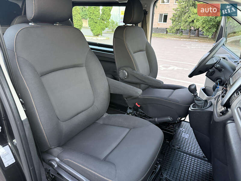 Минивэн Renault Trafic 2017 в Дубно