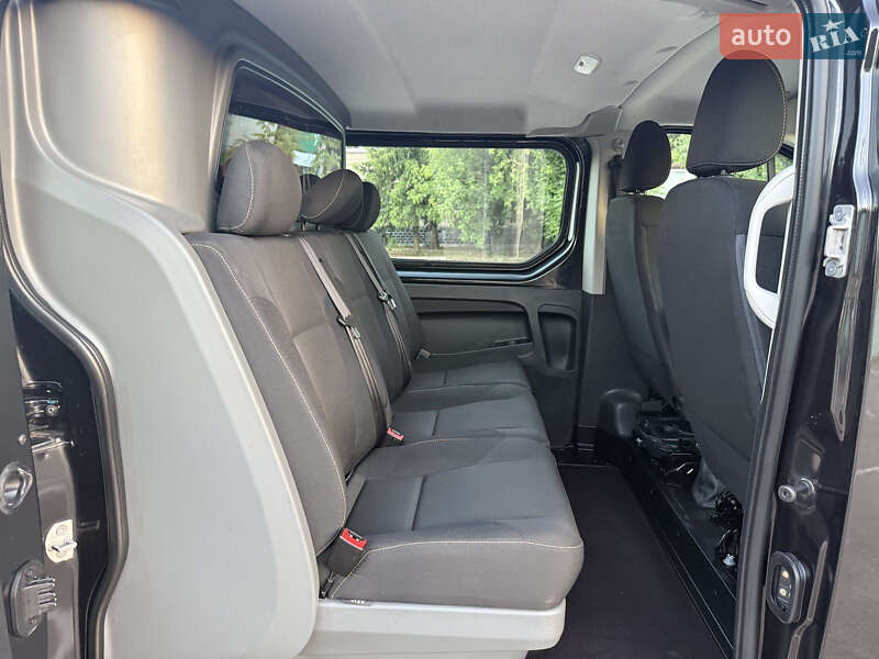 Минивэн Renault Trafic 2017 в Дубно