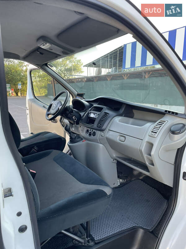 Грузовой фургон Renault Trafic 2014 в Запорожье