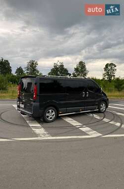 Минивэн Renault Trafic 2014 в 