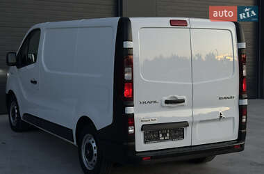 Грузовой фургон Renault Trafic 2020 в 