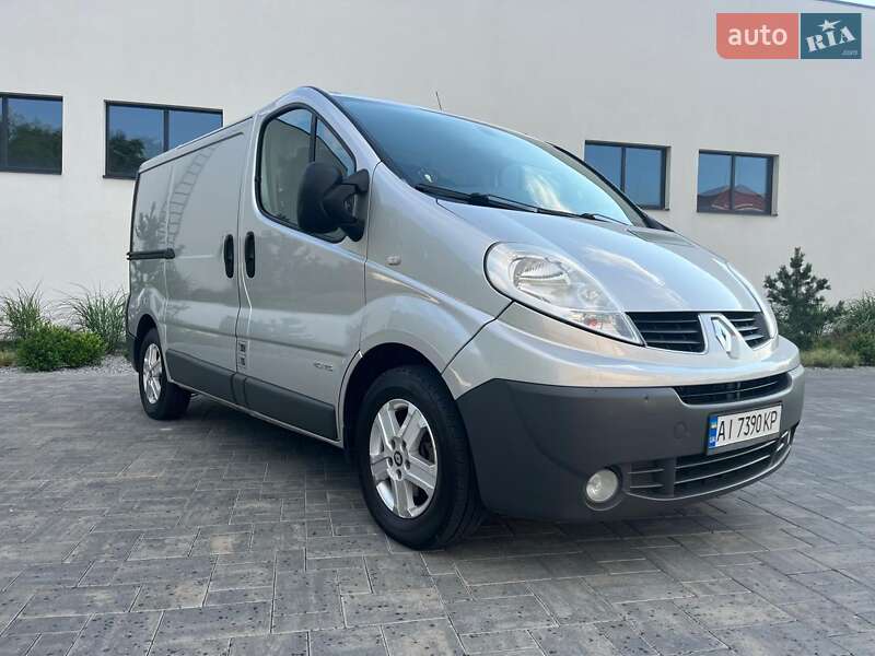 Renault Trafic 2012