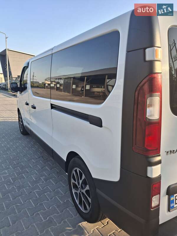 Минивэн Renault Trafic 2015 в Львове фото 6 Минивэн Renault Trafic 2015 в Львове