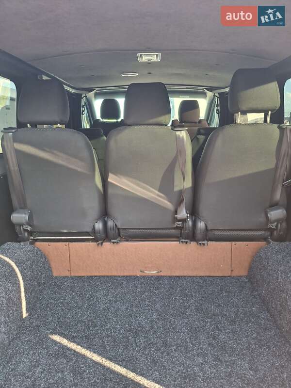 Минивэн Renault Trafic 2015 в Львове фото 27 Минивэн Renault Trafic 2015 в Львове
