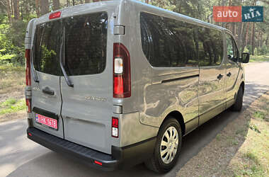 Минивэн Renault Trafic 2017 в 