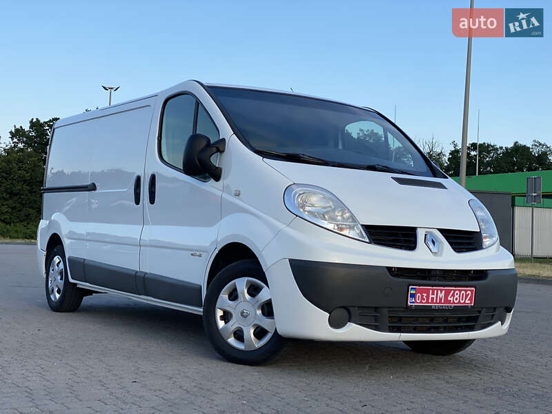 Грузовой фургон Renault Trafic 2013 в Радивилове