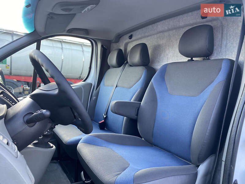 Грузовой фургон Renault Trafic 2013 в Радивилове
