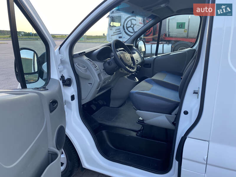 Грузовой фургон Renault Trafic 2013 в Радивилове