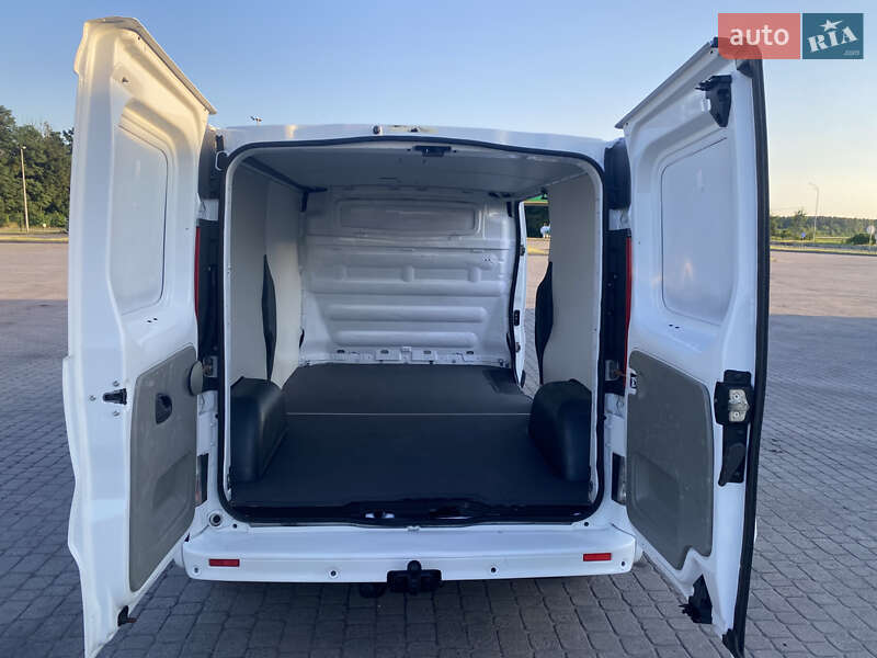 Грузовой фургон Renault Trafic 2013 в Радивилове