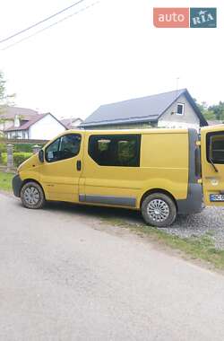 Вантажний фургон Renault Trafic 2001 в 